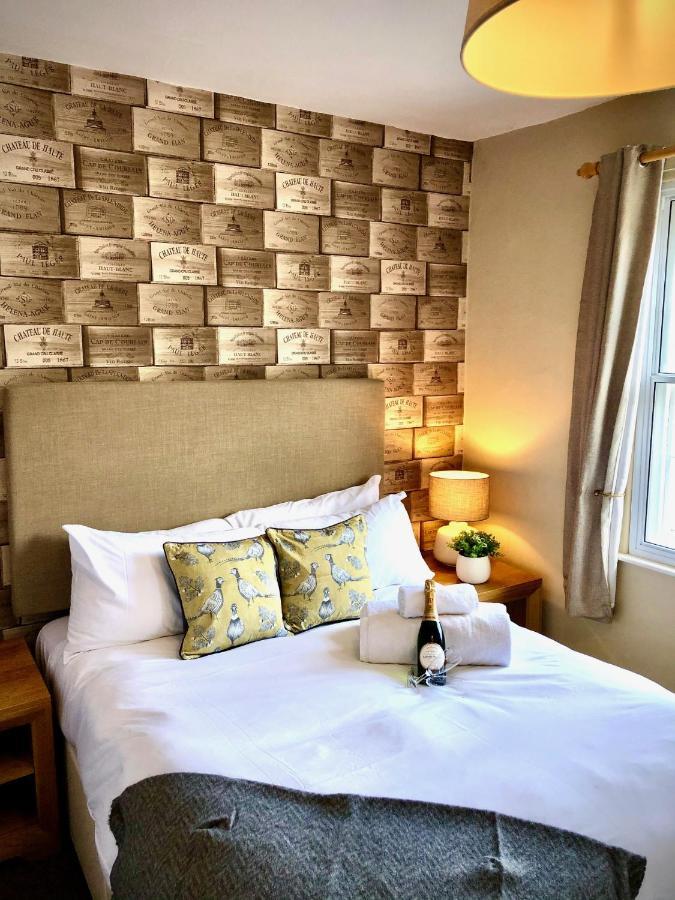 The Pelican Inn Froxfield  Buitenkant foto